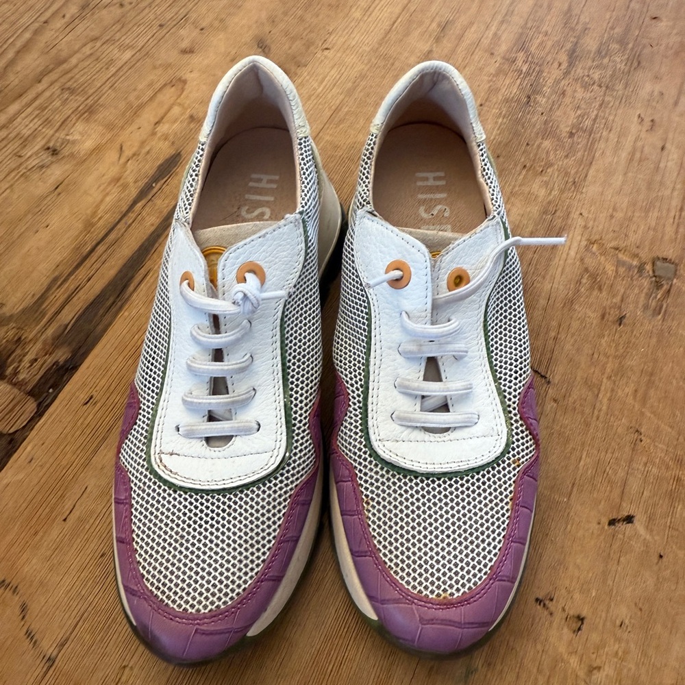 Stylish Women's Sneakers in Purple and White